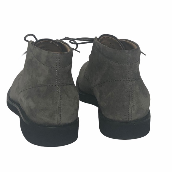 FLASH SALE….Tod's Mens/Womens Gray Suede Ankle Boot - Picture 9 of 16